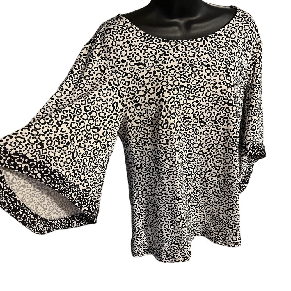 COCO BIANCO Animal, Print Bell, Sleeve, Top Size M